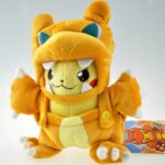 Peluche Pokémon Pikachu Dracaufeu