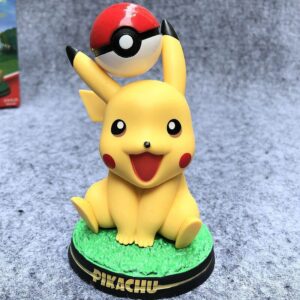 Figurine Pokémon Pikachu Pokeball